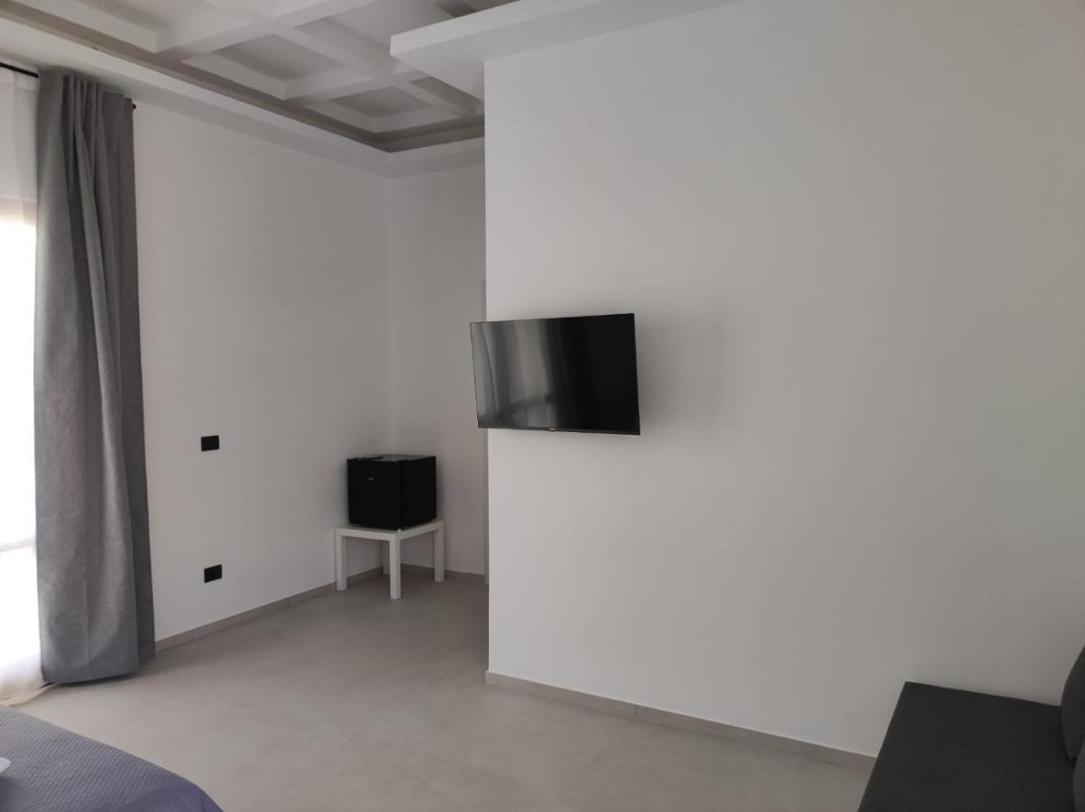 Villa Rita Apartament & Rooms Fontane Bianche Exterior photo